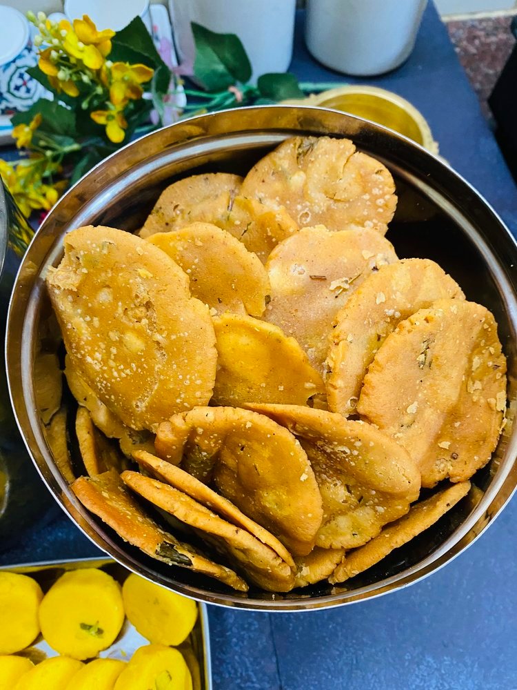 Thattai snacks 100gm