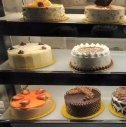 Santhi Sweets & Bakery